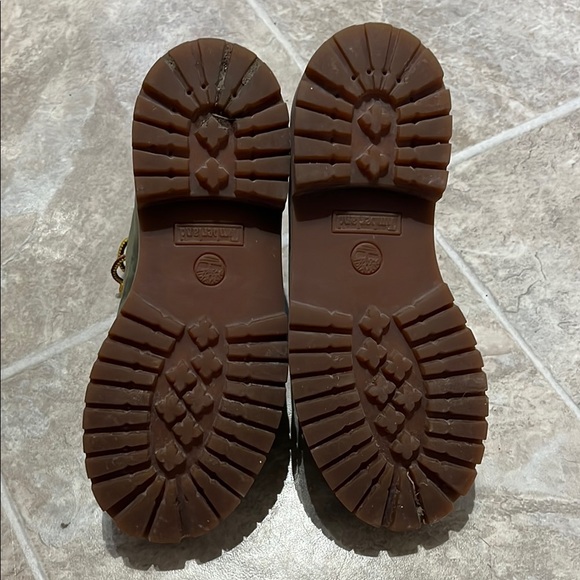 Timberland Green Boots - Picture 6 of 7